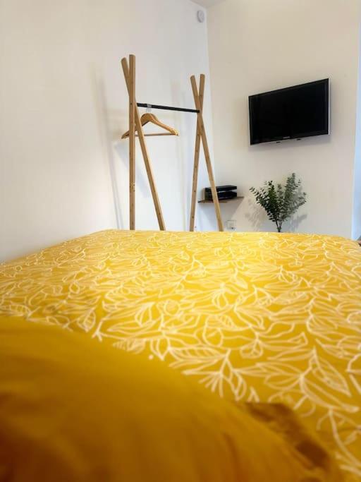 Appartement Neuf Entierement Equipe Proche Centre Амиен Екстериор снимка